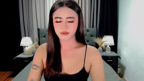 Snapshot of jhulianagrey chatting on April 2026 11:51:02 PM julie online show from April 2026 11:51:02 PM