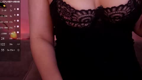 jia_lisaa online show from October 2025 03:27:01 AM