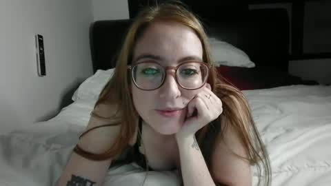 Snapshot of jilliangiselle chatting on June 2026 04:13:02 AM jilliangiselle online show from June 2026 04:13:02 AM