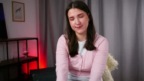 Mira online show from November 2025 01:55:01 PM