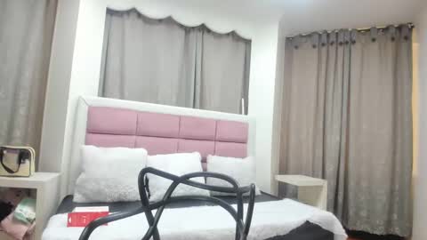 Snapshot of jimena_bell chatting on October 2025 01:08:02 PM Jimena  online show from October 2025 01:08:02 PM