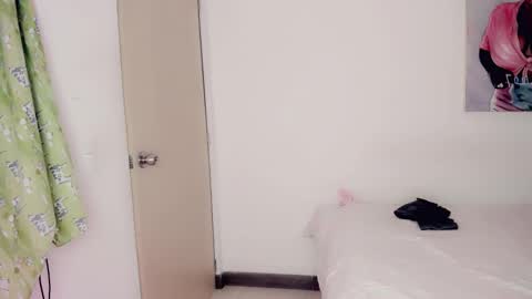 jimenna online show from February 2025 11:35:02 AM