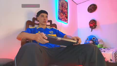 Snapshot of jimm66_ chatting on March 2026 12:04:02 AM Jimm Independent Model online show from March 2026 12:04:02 AM