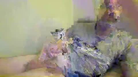 Snapshot of jimmielove2046 chatting on January 2025 06:28:01 AM jimmielove2046 online show from January 2025 06:28:01 AM