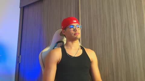 Jimmy Leeh online show from November 2025 04:37:01 AM