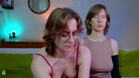 Snapshot of jitoon_exe chatting on April 2026 07:44:02 PM Hey Guys We are Julia ginger Tina brunette online show from April 2026 07:44:02 PM