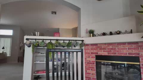 Jiwon online show from November 2025 07:46:02 PM