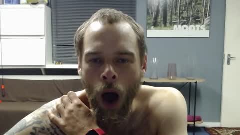 JamesJan van Rebel online show from November 2025 02:43:02 AM