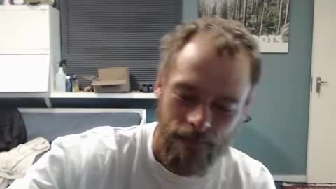 JamesJan van Rebel online show from December 2025 02:38:01 AM