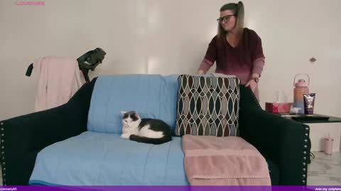 Nicole  Allen online show from January 2025 10:44:01 PM