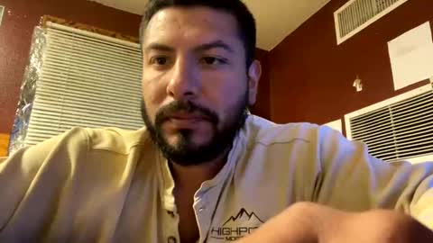Snapshot of jjuarez5409 chatting on February 2026 04:30:01 AM jjuarez5409 online show from February 2026 04:30:01 AM