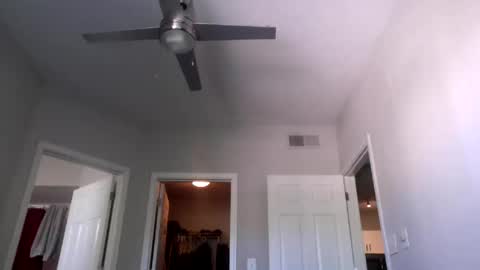 Snapshot of jmeaty5 chatting on October 2025 06:19:02 PM jmeaty5 online show from October 2025 06:19:02 PM