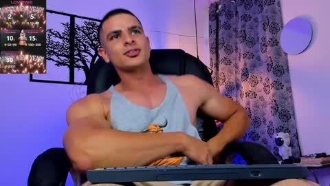 Snapshot of jmortton chatting on January 2025 09:47:01 PM IGJmortton online show from January 2025 09:47:01 PM