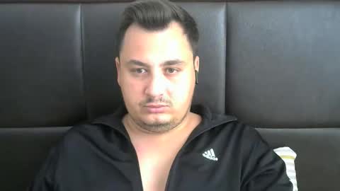 jnsnw online show from September 2025 01:02:02 PM