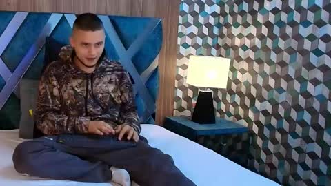  Joao online show from April 2026 09:09:02 PM