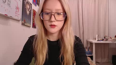 Snapshot of joan_kiss chatting on September 2025 05:40:01 PM joan_kiss online show from September 2025 05:40:01 PM