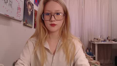 Snapshot of joan_kiss chatting on October 2025 12:55:02 PM joan_kiss online show from October 2025 12:55:02 PM