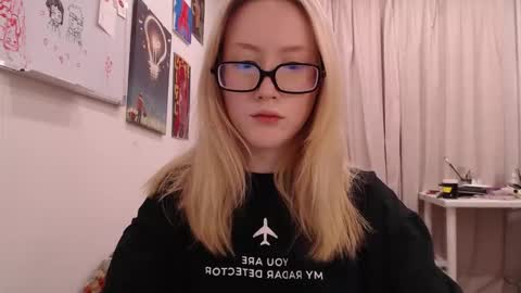 Snapshot of joan_kiss chatting on November 2025 01:12:02 PM joan_kiss online show from November 2025 01:12:02 PM