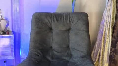 JOAN SAENZ online show from November 2025 06:40:02 PM