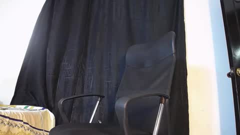 joan_silva online show from November 2025 04:47:01 AM