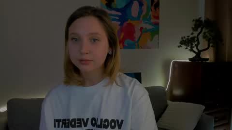 Snapshot of joana_beatris chatting on April 2026 12:00:02 PM joana_beatris online show from April 2026 12:00:02 PM