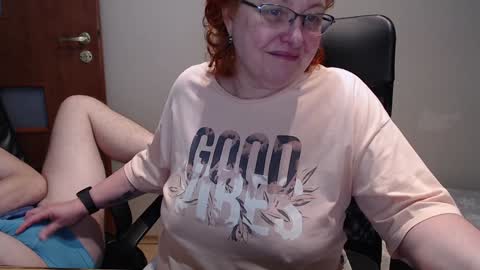 Snapshot of joannaandneighbour chatting on January 2025 09:13:01 AM Joanna and Greg online show from January 2025 09:13:01 AM