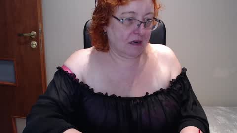 Snapshot of joannaandneighbour chatting on January 2025 08:31:01 AM Joanna and Greg online show from January 2025 08:31:01 AM