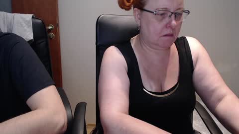 Snapshot of joannaandneighbour chatting on January 2025 08:41:02 AM Joanna and Greg online show from January 2025 08:41:02 AM