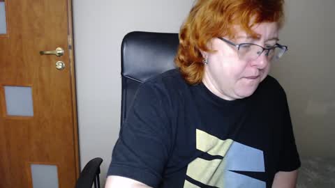 Snapshot of joannaandneighbour chatting on January 2025 07:36:02 AM Joanna and Greg online show from January 2025 07:36:02 AM