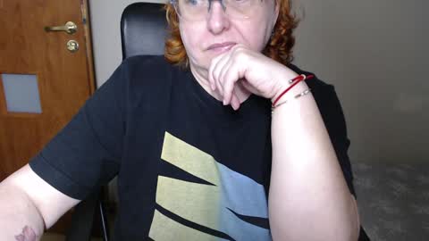 Snapshot of joannaandneighbour chatting on January 2025 10:40:02 AM Joanna and Greg online show from January 2025 10:40:02 AM