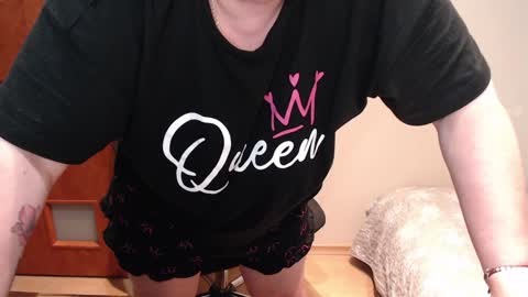 Snapshot of joannaandneighbour chatting on February 2025 10:32:02 AM Joanna and Greg online show from February 2025 10:32:02 AM