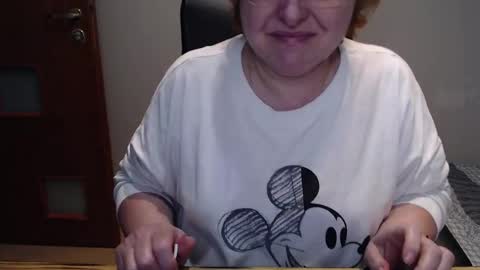 Snapshot of joannaandneighbour chatting on February 2025 12:11:02 PM Joanna and Greg online show from February 2025 12:11:02 PM