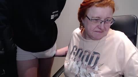 Snapshot of joannaandneighbour chatting on March 2025 07:23:01 PM Joanna and Greg online show from March 2025 07:23:01 PM