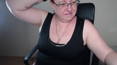 Snapshot of joannaandneighbour chatting on March 2025 10:35:02 AM Joanna and Greg online show from March 2025 10:35:02 AM