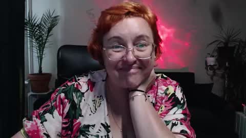 Snapshot of joannaandneighbour chatting on October 2025 10:02:01 AM Joanna and Greg online show from October 2025 10:02:01 AM