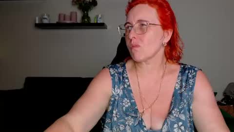 Snapshot of joannaandneighbour chatting on July 2026 02:13:02 PM Joanna and Greg online show from July 2026 02:13:02 PM
