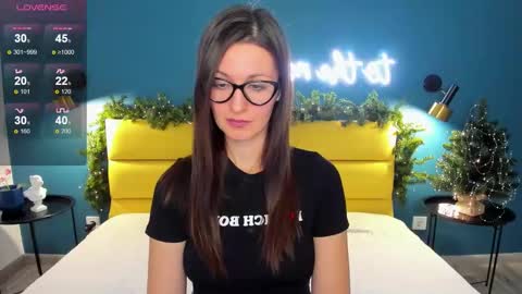 Joan online show from December 2025 01:36:01 AM