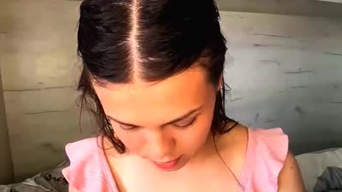 Snapshot of jodeesolarz chatting on March 2026 08:52:02 AM Mila online show from March 2026 08:52:02 AM