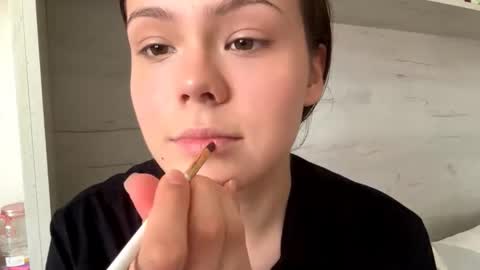 Snapshot of jodeesolarz chatting on March 2026 09:48:01 AM Mila online show from March 2026 09:48:01 AM