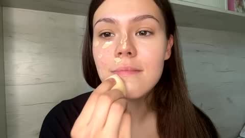 Snapshot of jodeesolarz chatting on April 2026 10:14:02 AM Mila online show from April 2026 10:14:02 AM