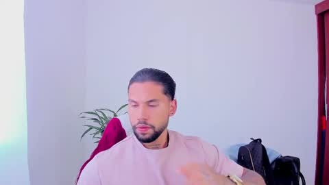 joe_esthetic online show from November 2025 02:01:01 PM