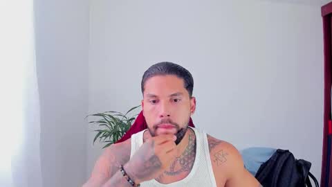 joe_esthetic online show from November 2025 09:25:02 PM