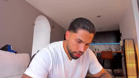 Snapshot of joe_esthetic chatting on March 2026 09:42:02 PM joe_esthetic online show from March 2026 09:42:02 PM