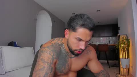Snapshot of joe_esthetic chatting on March 2026 08:08:02 PM joe_esthetic online show from March 2026 08:08:02 PM