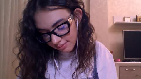 Snapshot of joelbigalk chatting on November 2025 05:17:02 PM Jennifer online show from November 2025 05:17:02 PM