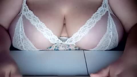 Kisses4Lexi online show from September 2025 07:33:02 AM