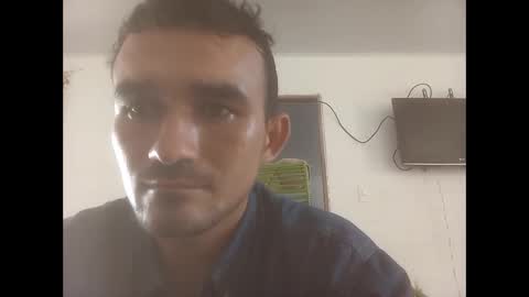 Snapshot of johan570400 chatting on April 2026 06:30:01 PM Joni online show from April 2026 06:30:01 PM