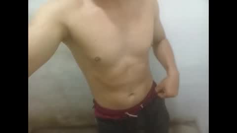 Snapshot of johan570400 chatting on April 2026 01:22:01 AM Joni online show from April 2026 01:22:01 AM