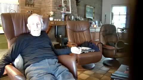 johan7 heet online show from December 2024 03:00:02 PM