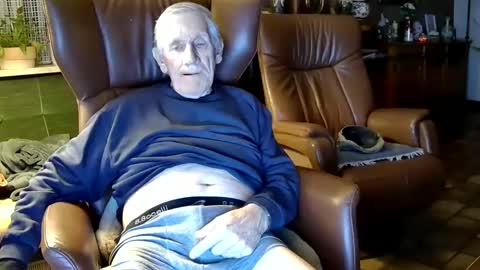 johan7 heet online show from December 2024 06:13:01 PM